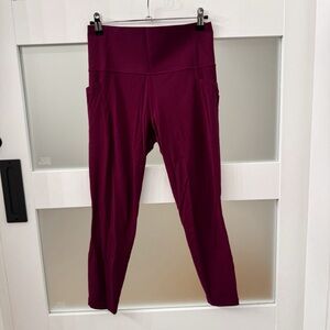 Athleta Salutation 7/8 Tight in Powervita Size M